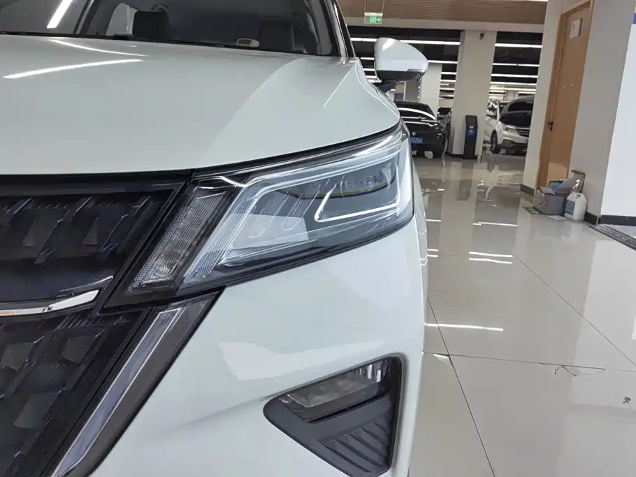 Wuling Xingchen — миниатюра 5