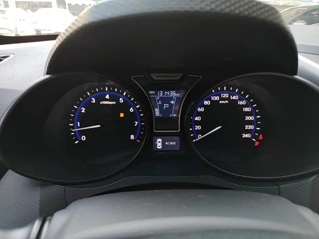 Hyundai Veloster — миниатюра 12