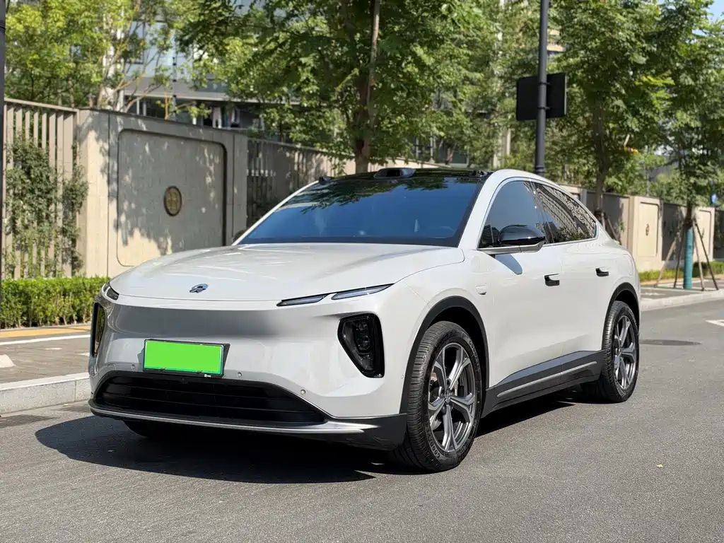 NIO EC6