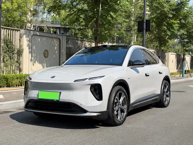 NIO EC6