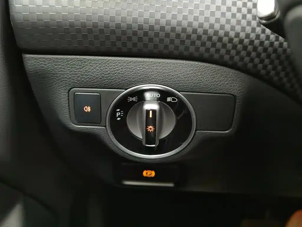 Mercedes-Benz A-Class (Import) — миниатюра 21