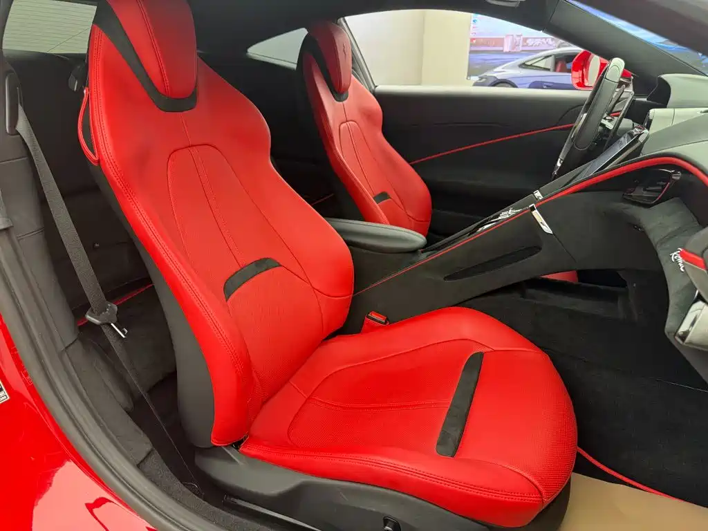 Ferrari Roma — миниатюра 14
