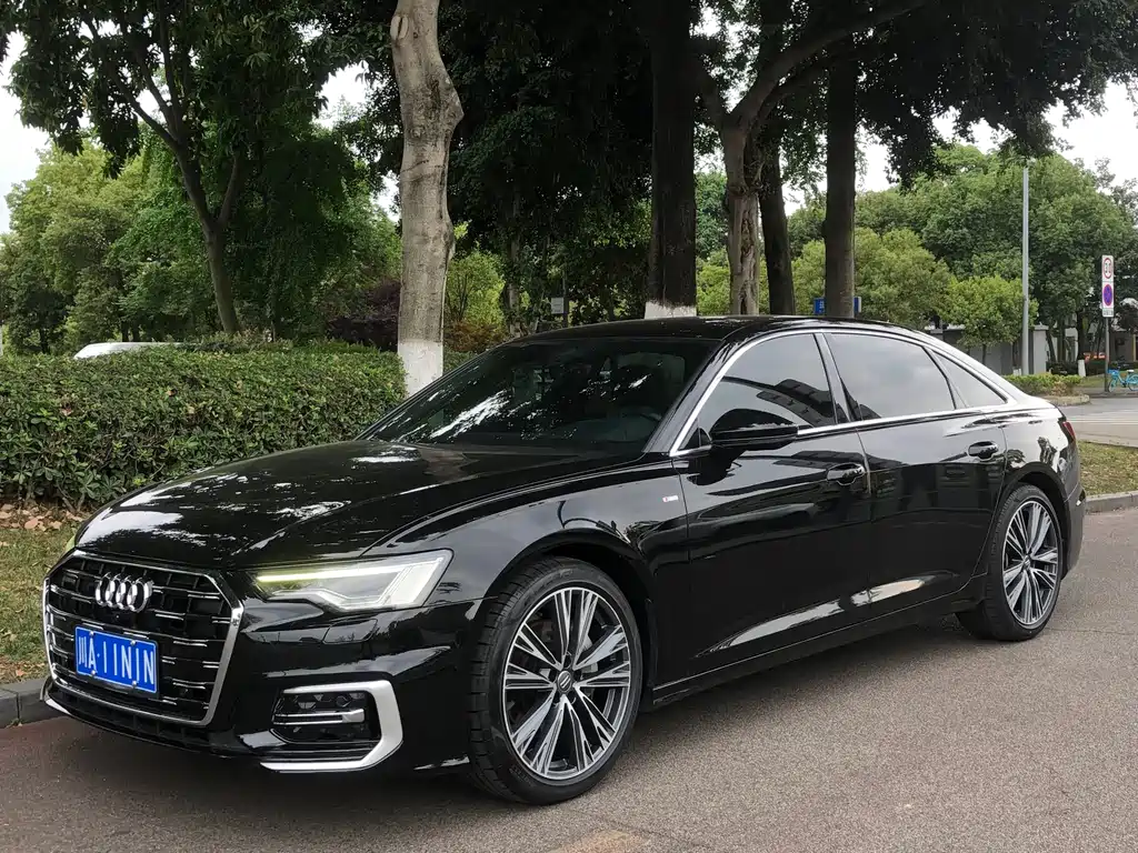 Audi A6L 2022