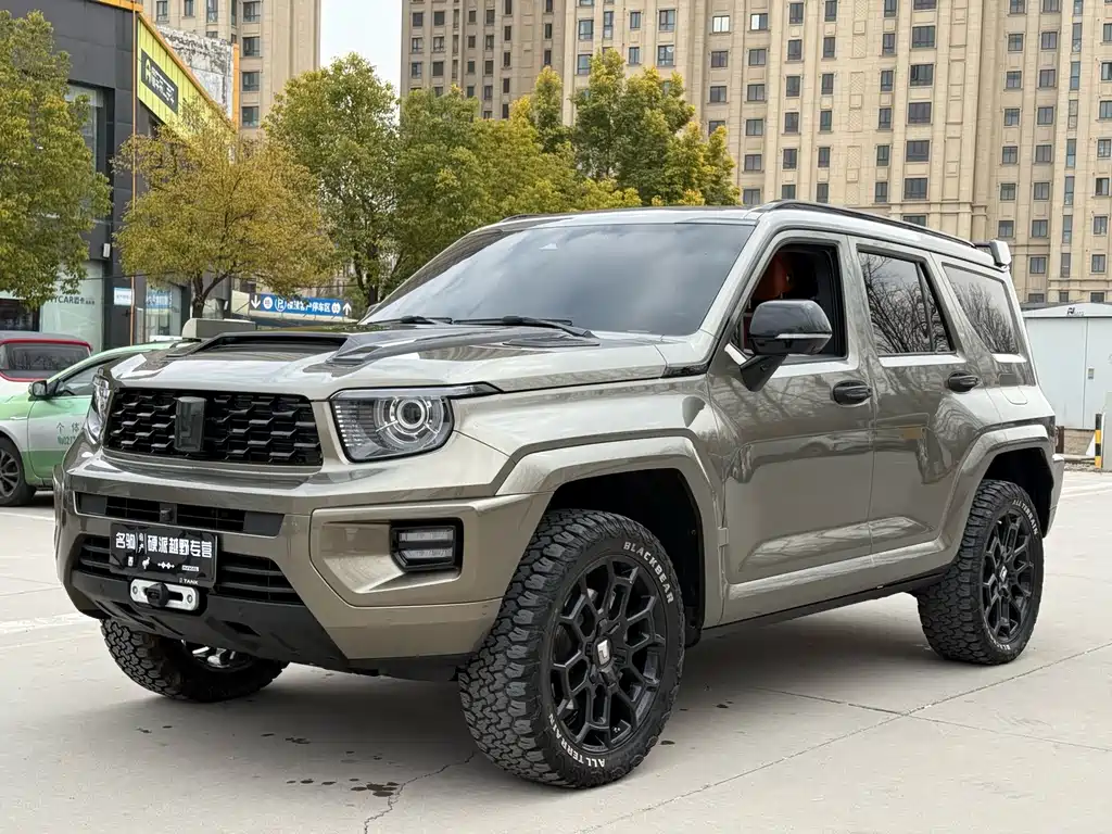 TANK TANK 700 NEW ENERGY