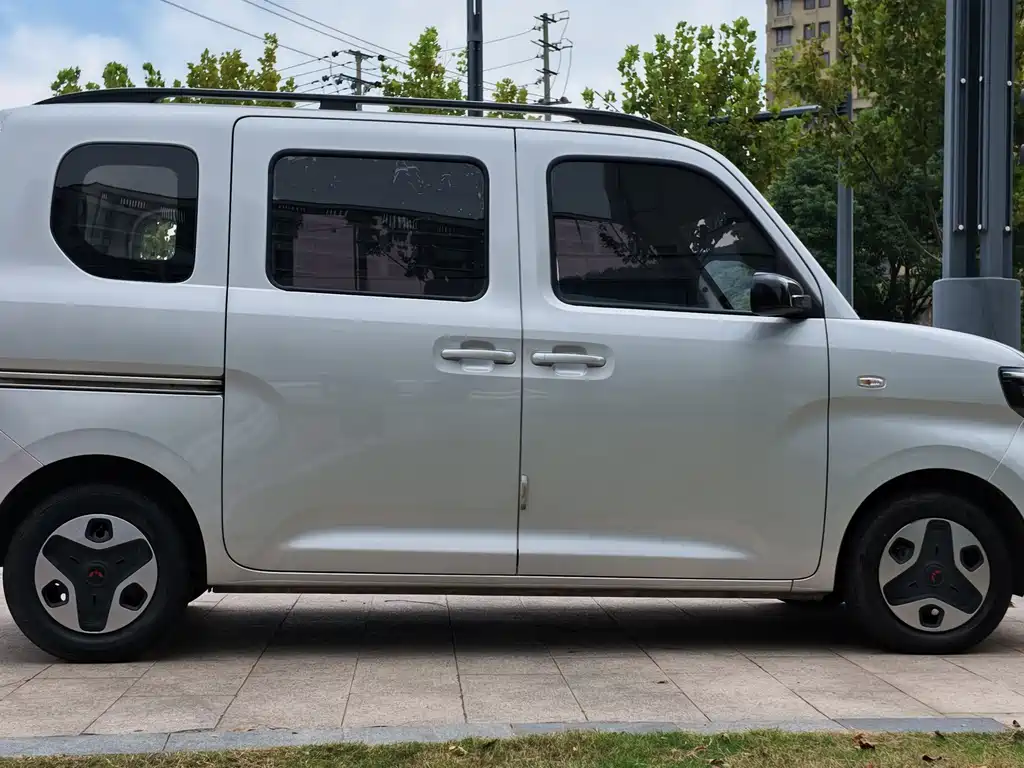 Wuling Zhiguang EV — миниатюра 7