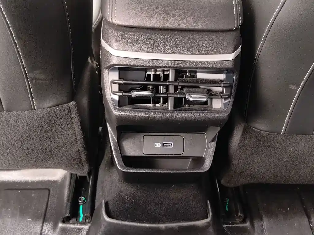Geely Emgrand — миниатюра 14