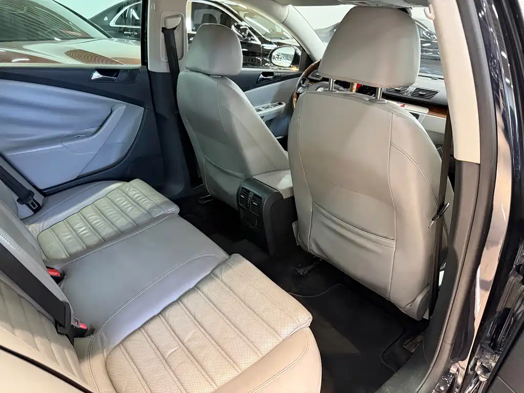 Volkswagen Magotan (Import) — миниатюра 11