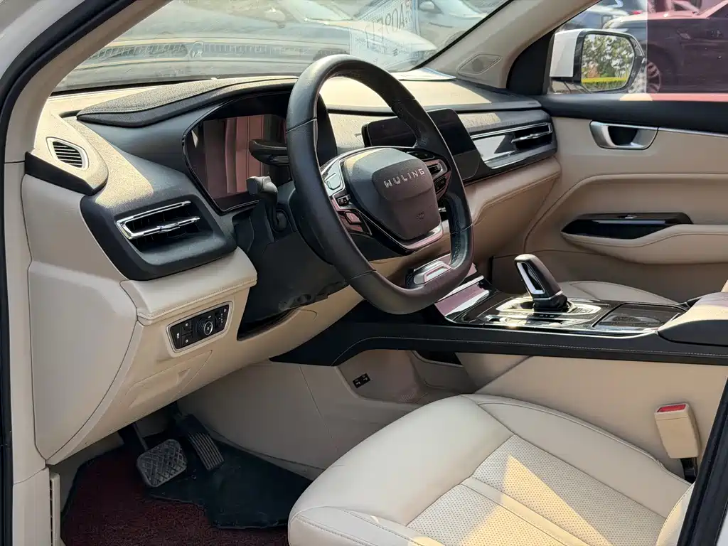 Wuling Victory — миниатюра 8