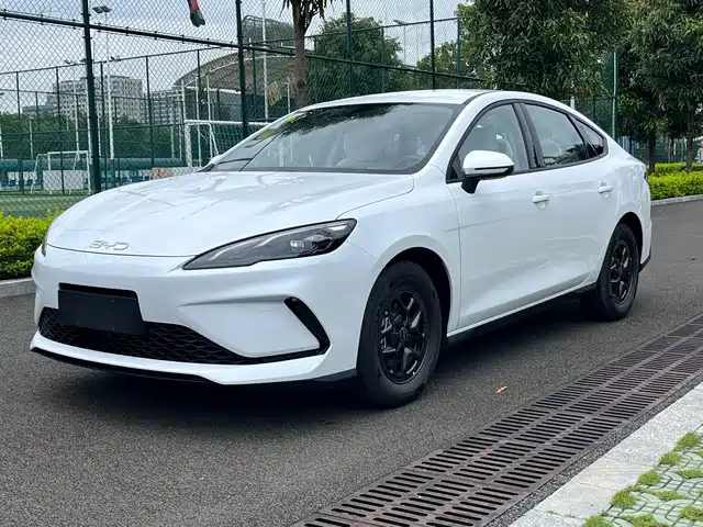 BYD SEAL 05 DM I 2025