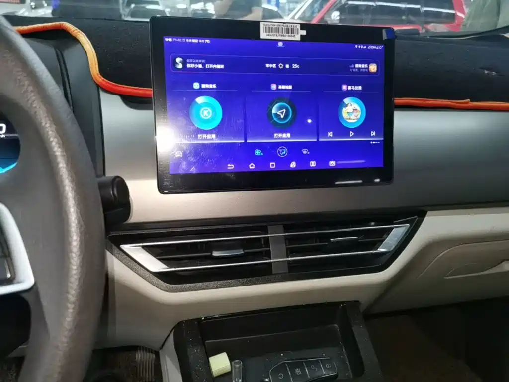 BYD Yuan Pro - фото 13