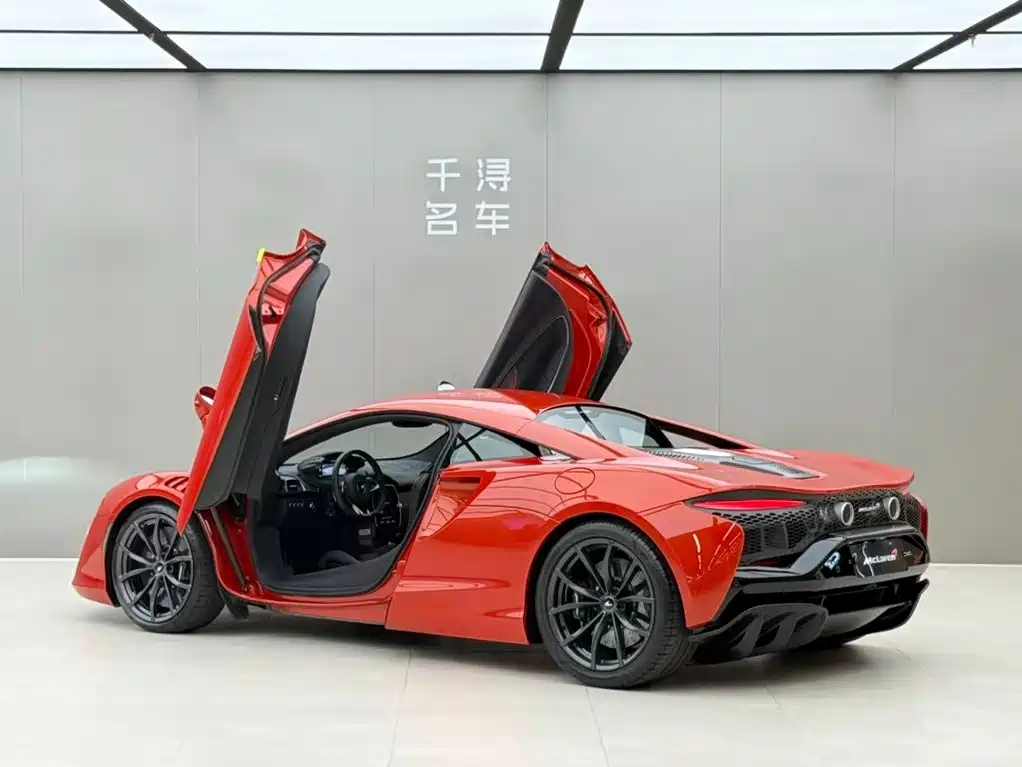 McLaren Artura — миниатюра 13