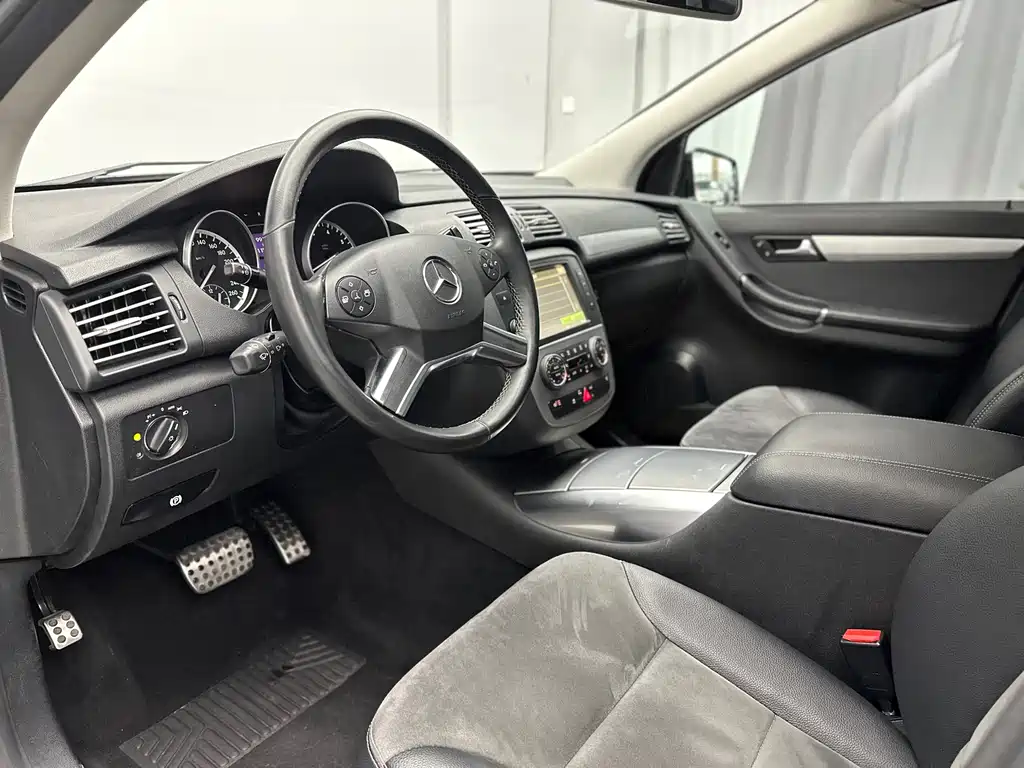 MERCEDES-BENZ R CLASS