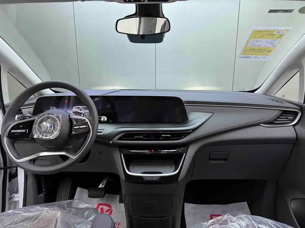 BUICK GL8 NEW ENERGY