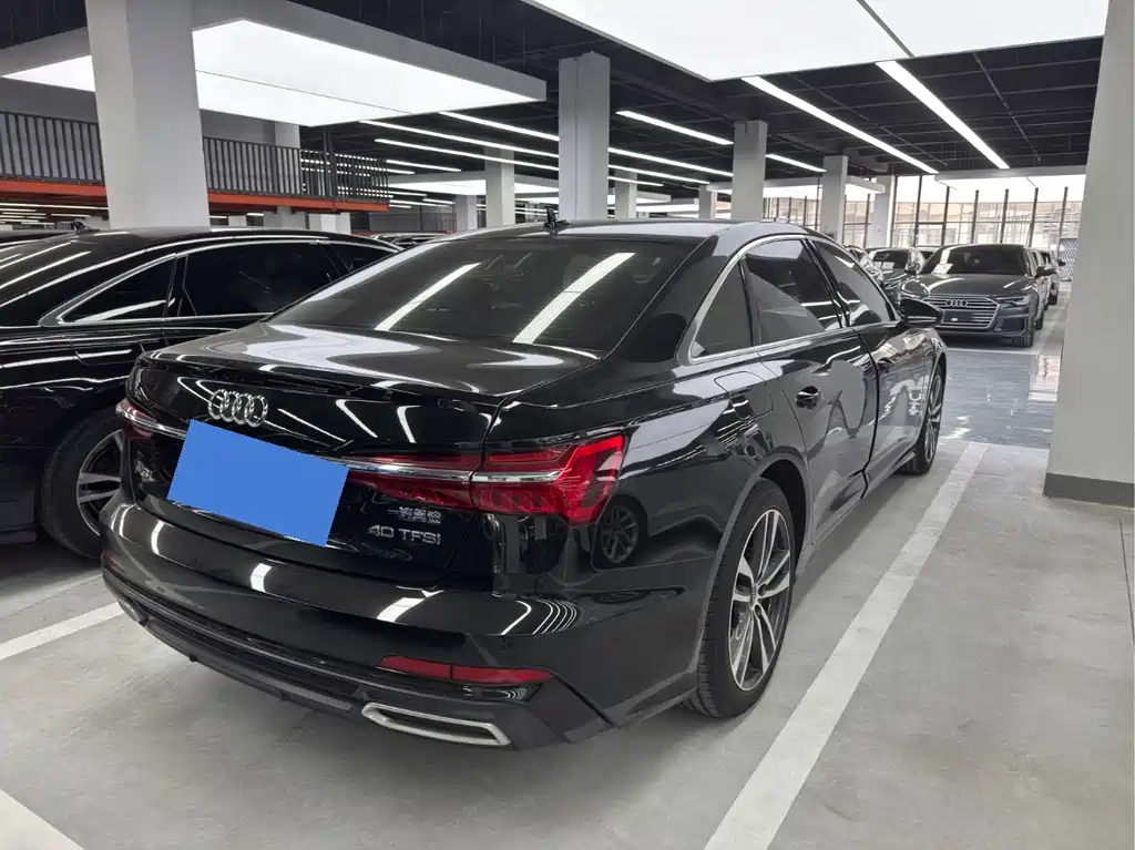 Audi A6L 2022 40 TFSI Luxury