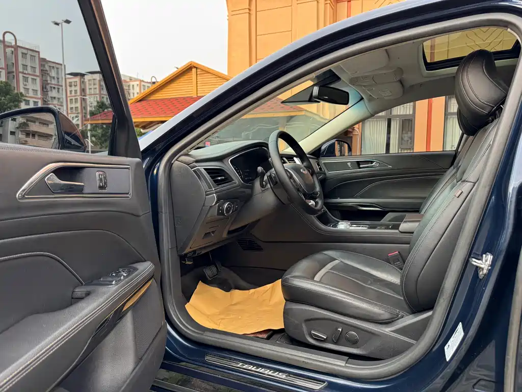 Ford Taurus — миниатюра 8