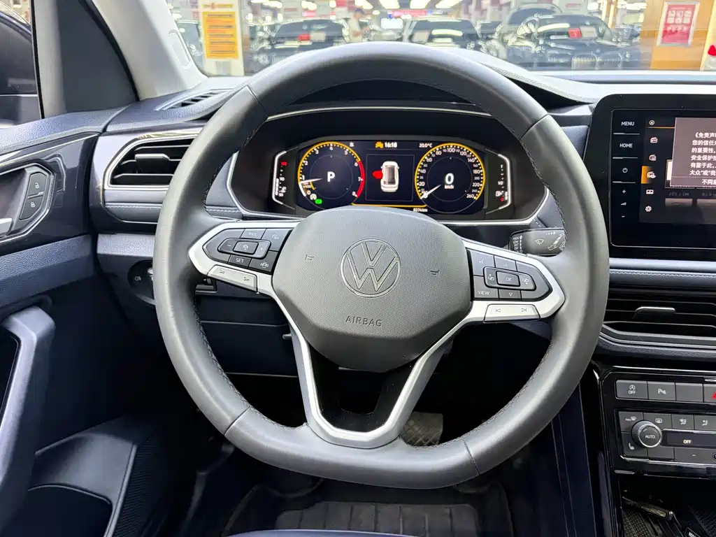 Volkswagen Tharu XR Cutting-Edge 300TSI Sharp Enjoy Edition, фото 6