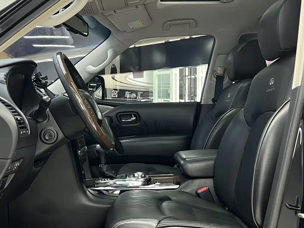 Infiniti QX — миниатюра 7