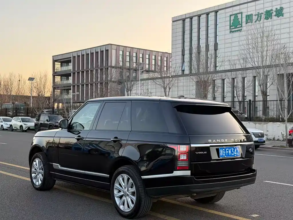 Land Rover Range Rover 2014 3.0 SC V6 Vogue