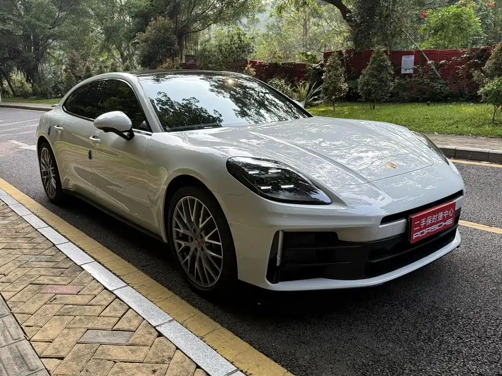 Porsche Panamera — миниатюра 3