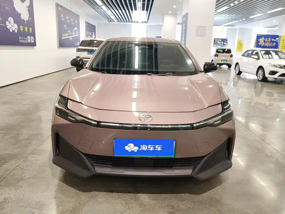 Toyota bZ3 — миниатюра 2