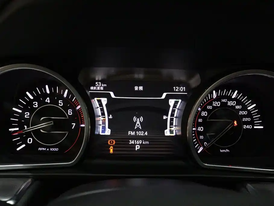 Jeep Grand Commander — миниатюра 14