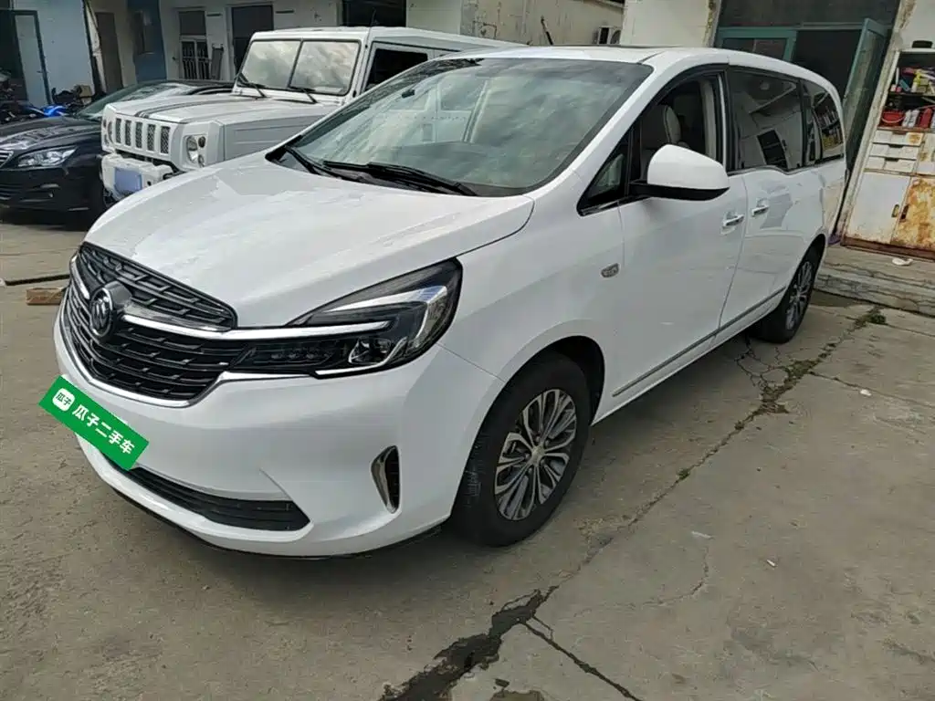 Buick GL8 2021