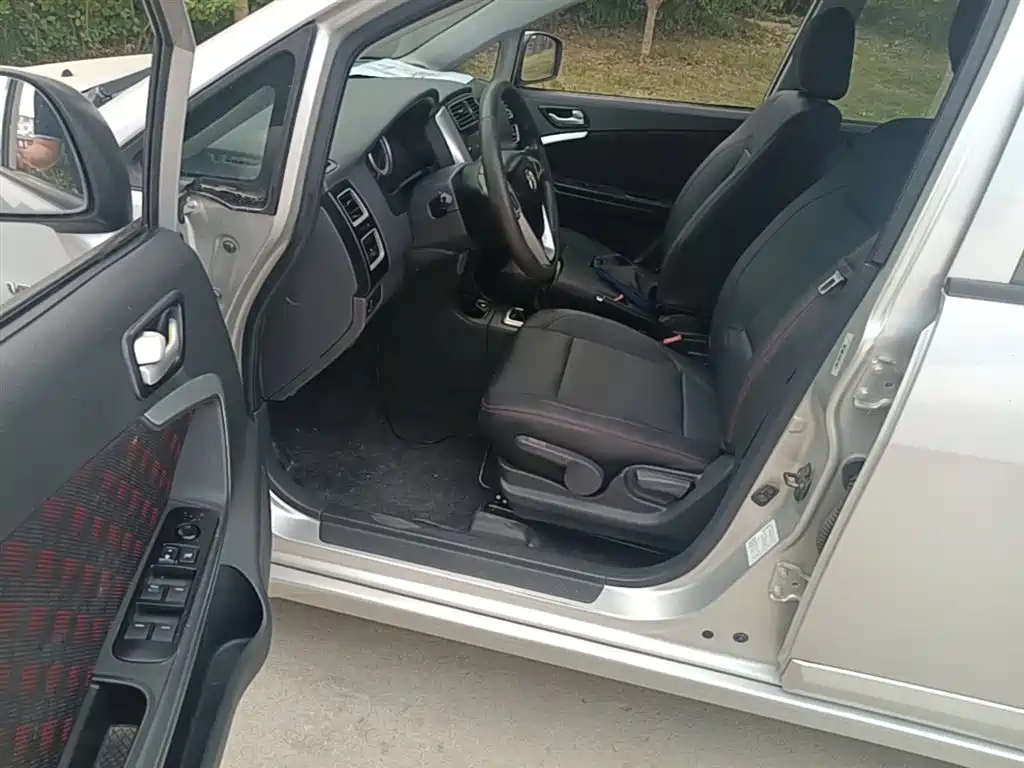 Suzuki Liana A6 — миниатюра 15
