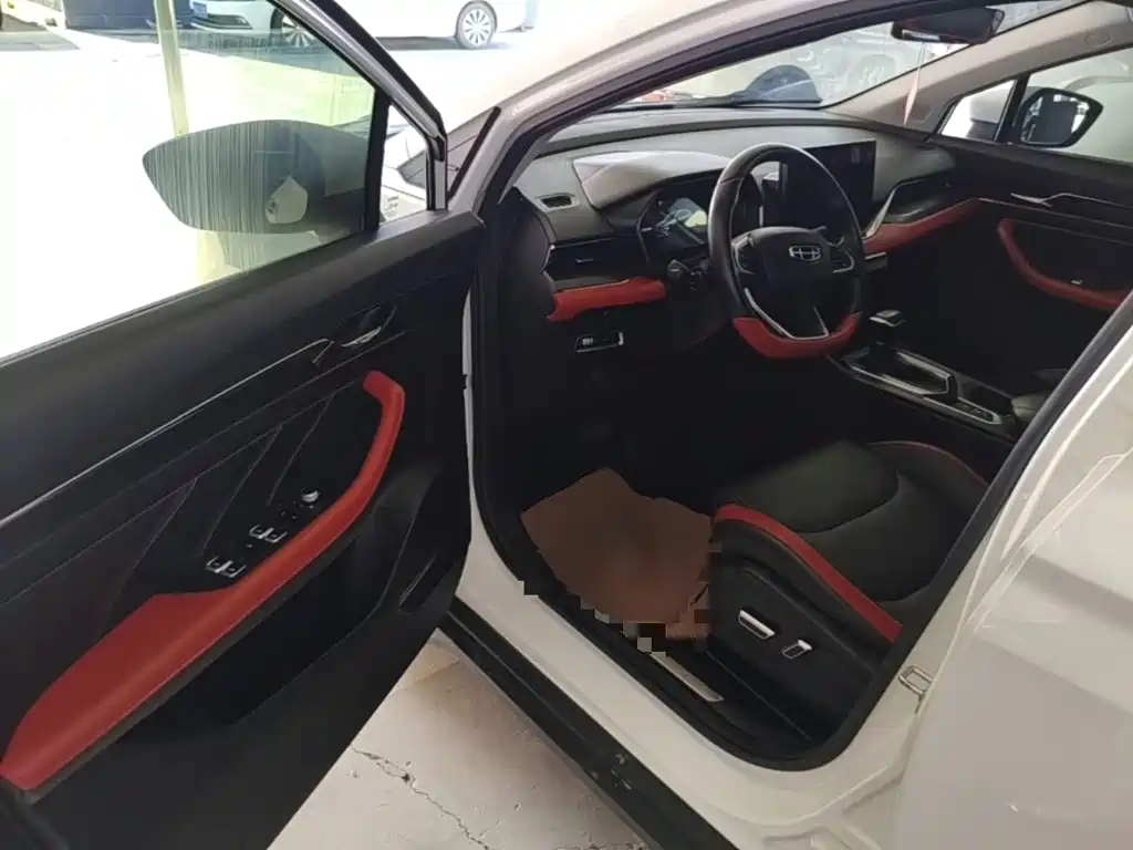 Geely Emgrand S — миниатюра 12