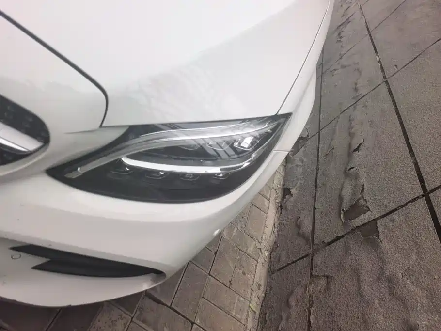 Mercedes-Benz C-Class — миниатюра 5