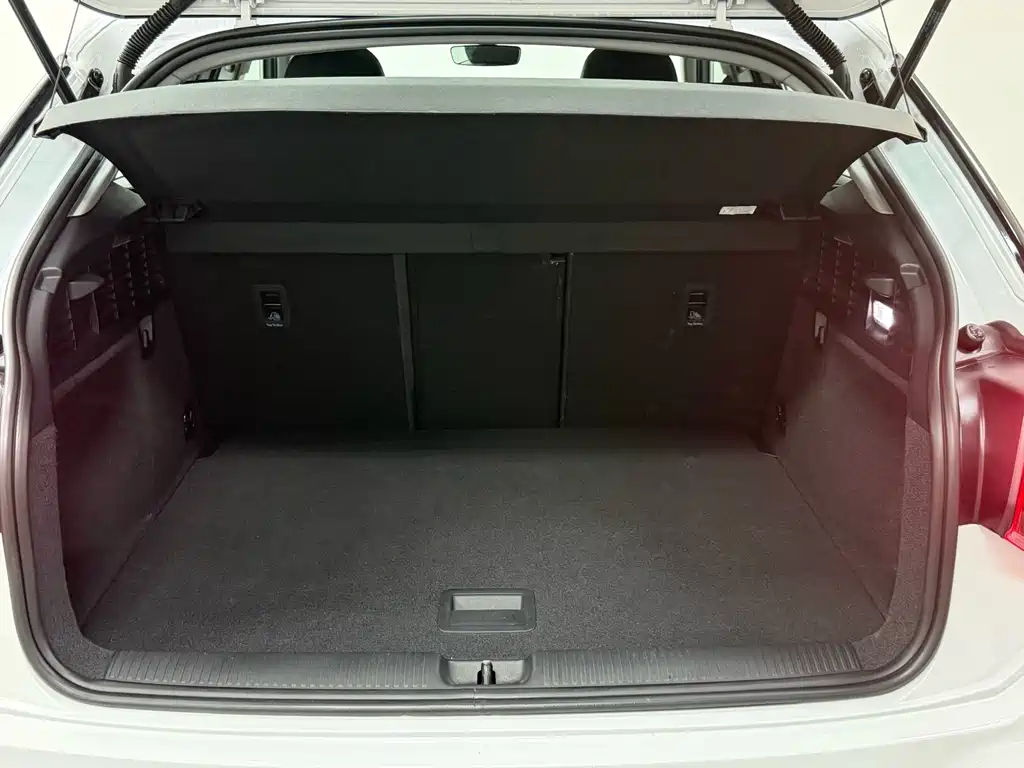 Audi Q2L 35TFSI Progressive Dynamic Type, фото 14