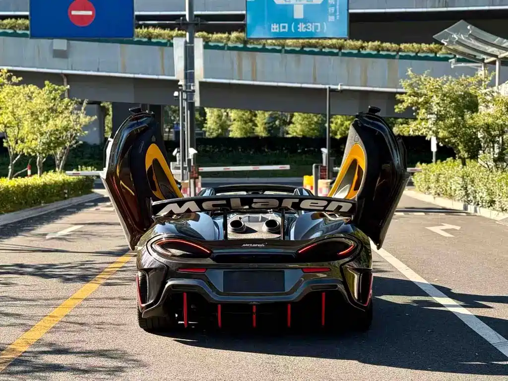 MCLAREN 600LT