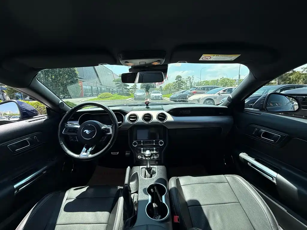 Ford Mustang 2020 2.3L EcoBoost