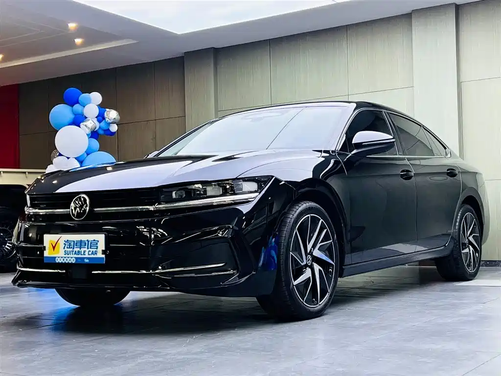 Volkswagen Magotan 2025