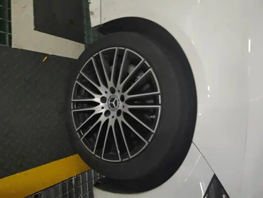 Mercedes-Benz C-Class — миниатюра 6