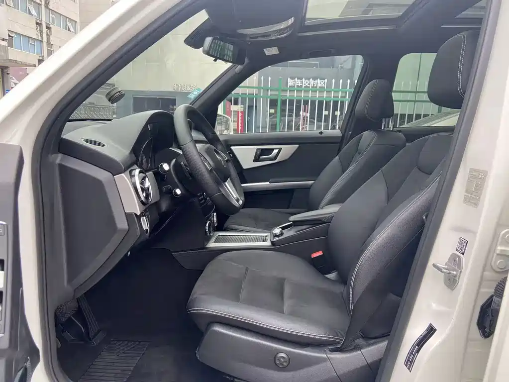 Mercedes-Benz GLK-Class — миниатюра 8