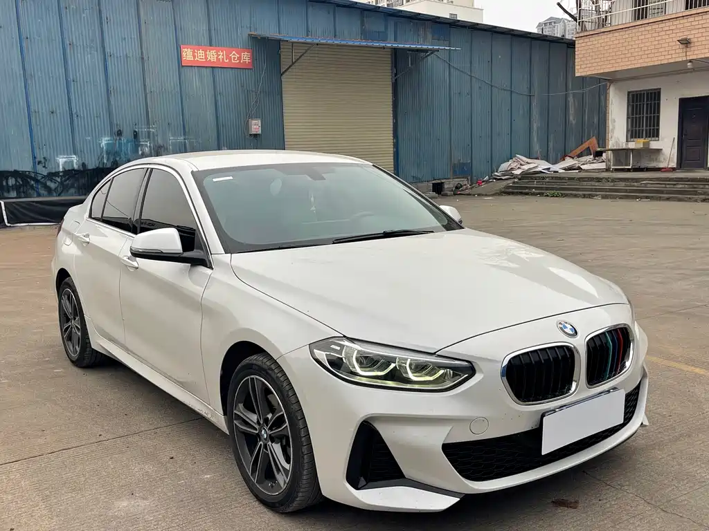 BMW 1 Series - фото 3