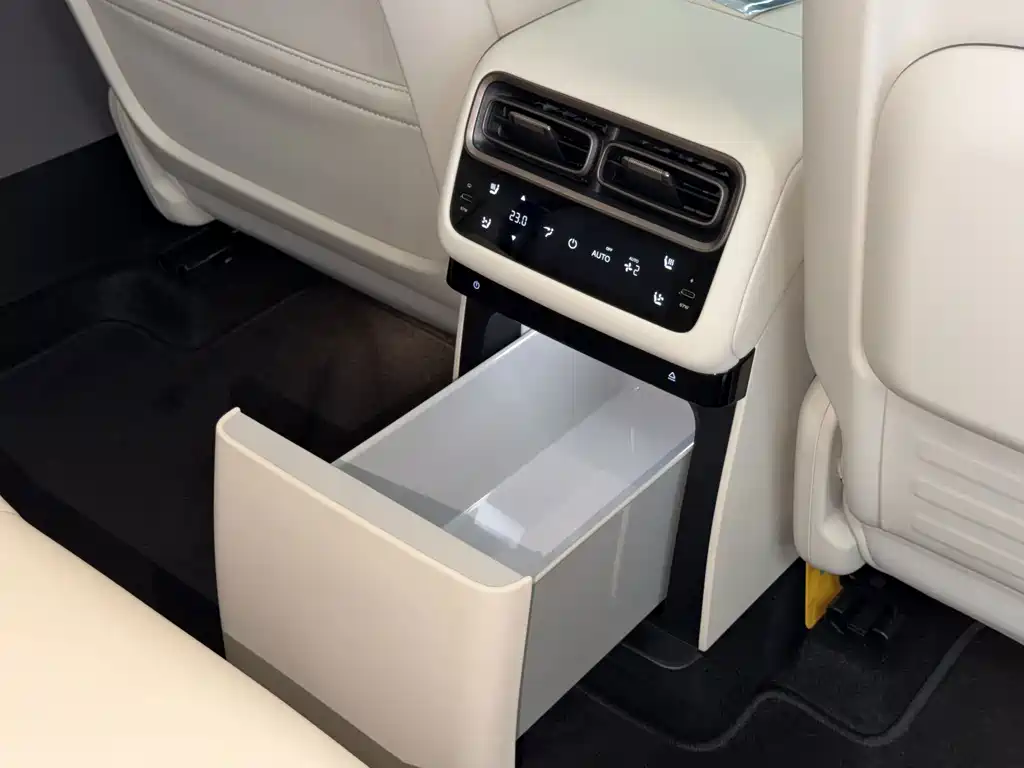 Li Auto Li i6 — миниатюра 18