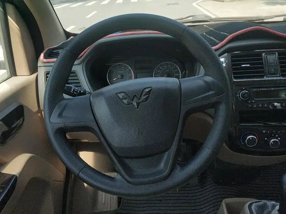 Wuling Rongguang — миниатюра 15