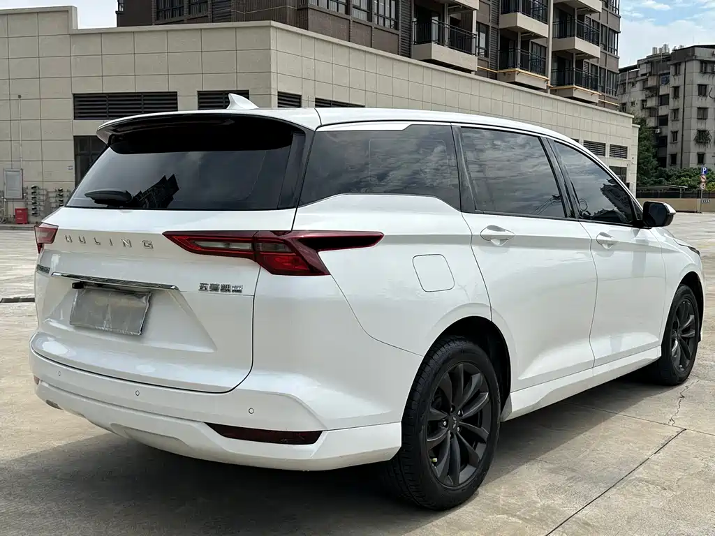 Wuling Victory 2022 1.5T CVT Luxury
