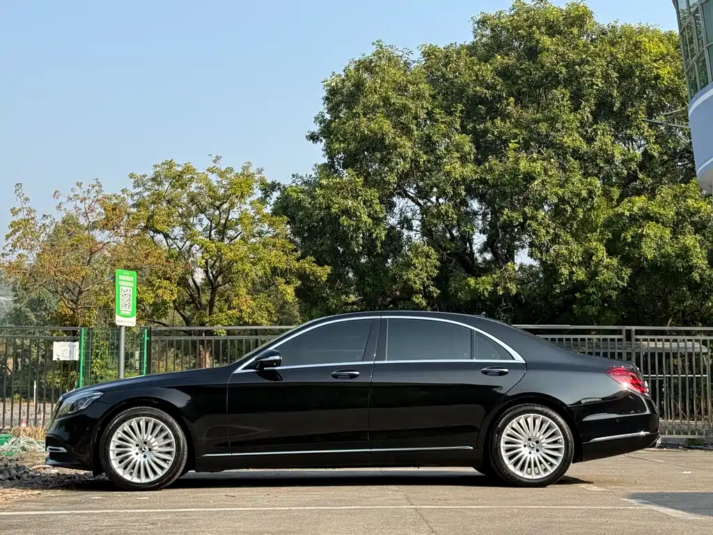 MERCEDES-BENZ S CLASS