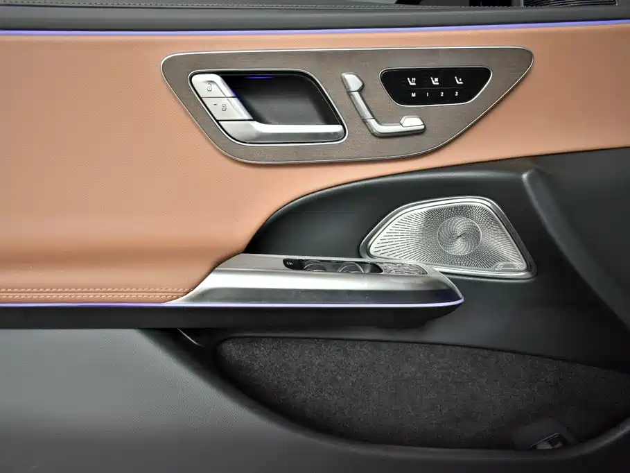 Mercedes-Benz E-Class E 2025 E 300 L Luxury