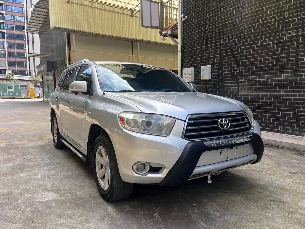 Toyota Highlander 2009 2.7L 5 мест Elite