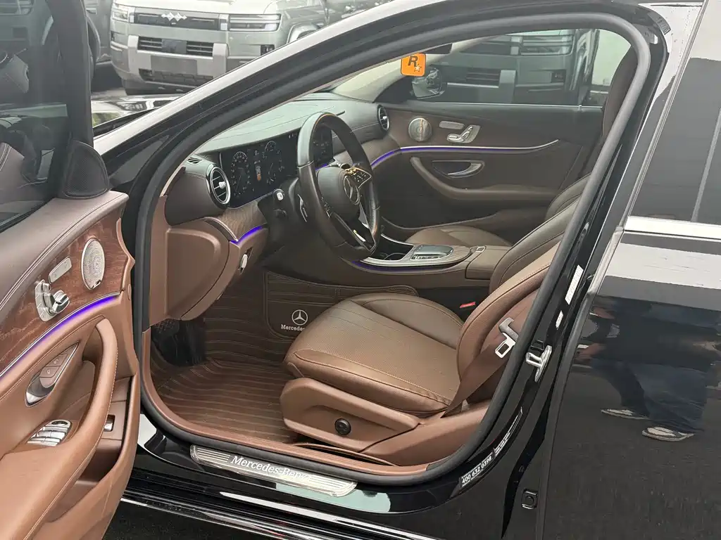 Mercedes-Benz E-Class E 2023 E 300 L Luxury