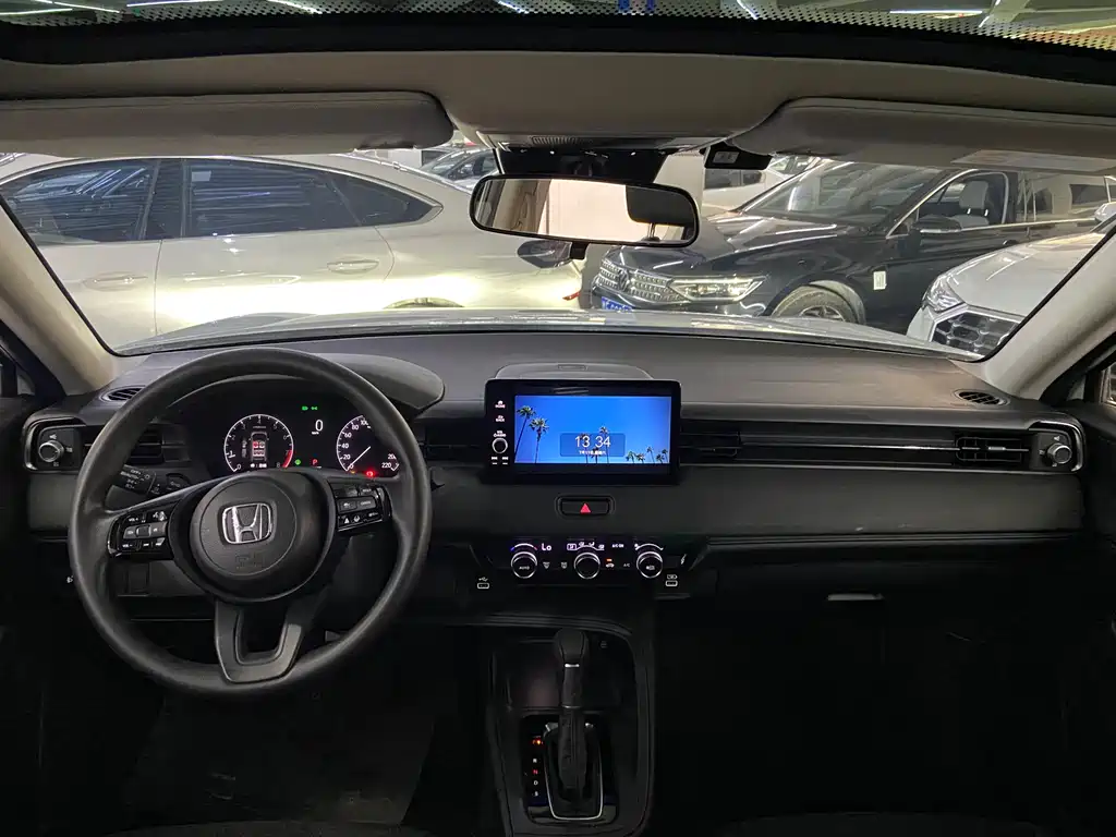 Honda Vezel 2023 1.5L CVT