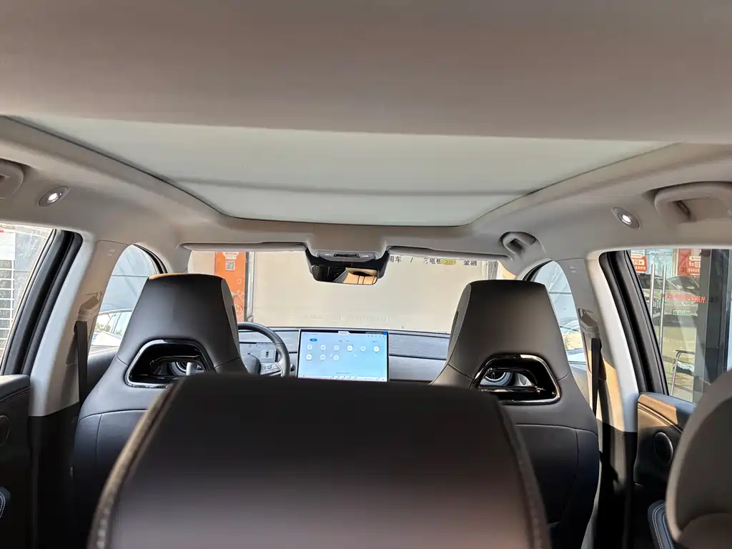 BYD SEA LION 05 DM I