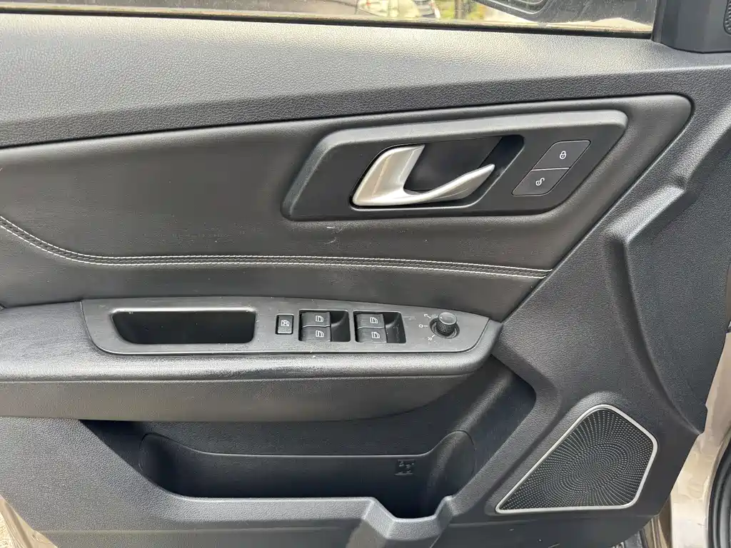 Bestune X40 2017 1.6L AT Luxury