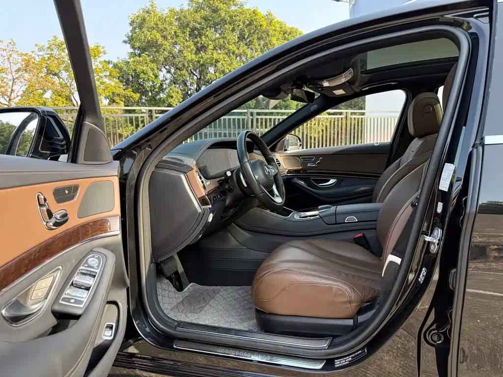 MERCEDES-BENZ S CLASS