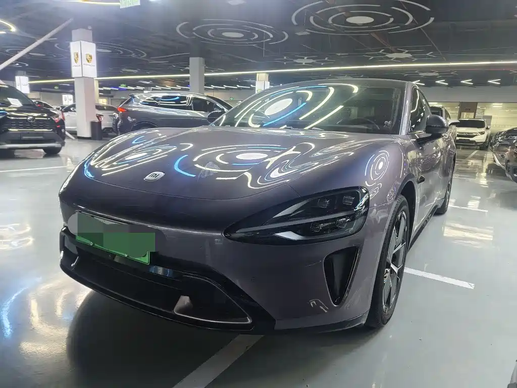 Xiaomi SU7 2024