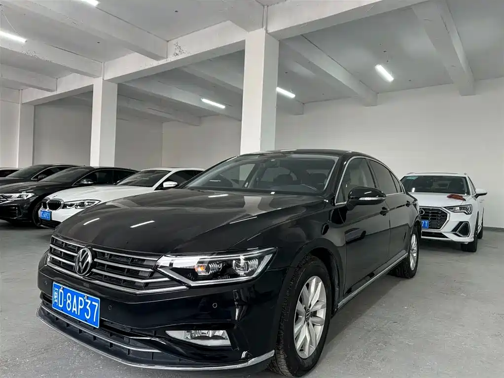 Купить Volkswagen Magotan
