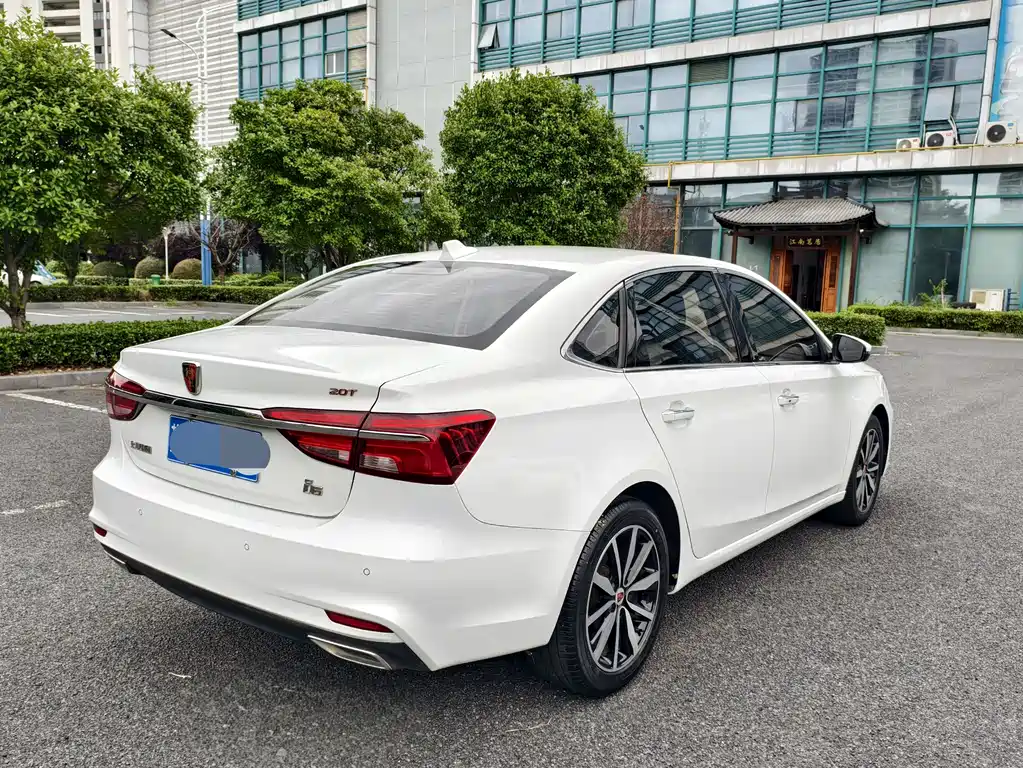 Roewe i6 Classic 20T Auto Internet Smart Edition, фото 5
